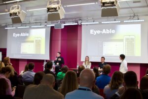 Eye-Able presenta su solución de software en el evento de Microsoft